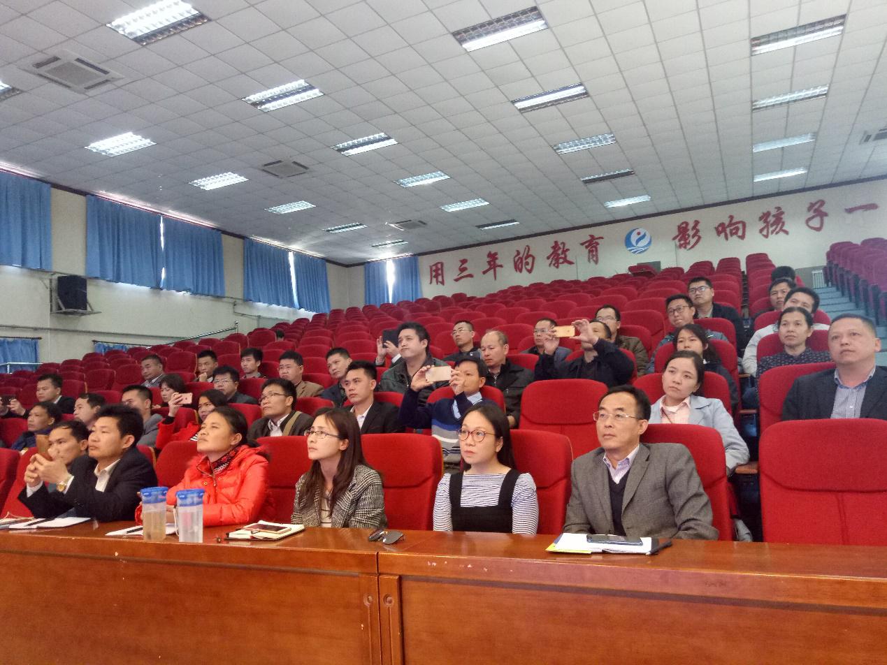 4参访学校17.jpg