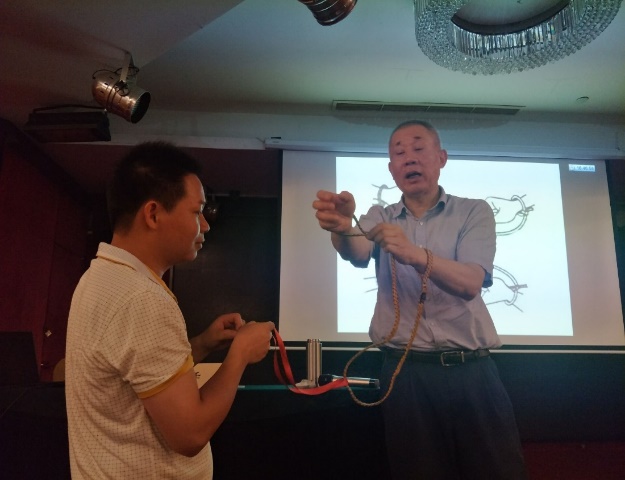 3专家讲座3.jpg